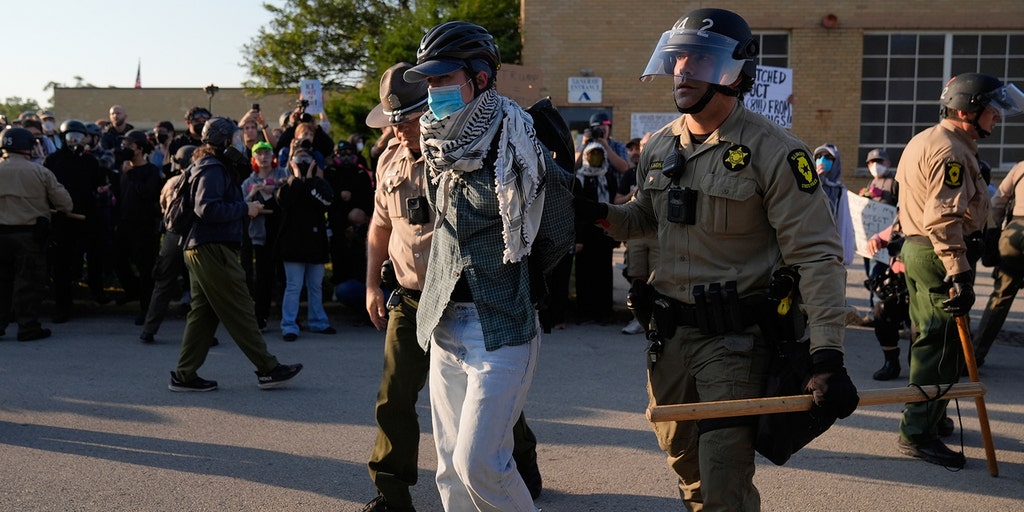 https://a57.foxnews.com/cf-images.us-east-1.prod.boltdns.net/v1/static/990505083001/54f32b52-2a0e-4b3c-8939-1d8d0f5a9391/78dd3310-76ec-493e-b1f8-5f06ac1192cc/1280x720/match/1024/512/image.jpg?pubId=694940094001?ve=1&tl=1