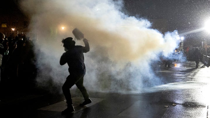 Fox News @ Night - Tuesday, April 13 