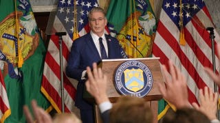 Kudlow - Monday, August 24 - Fox Business Video