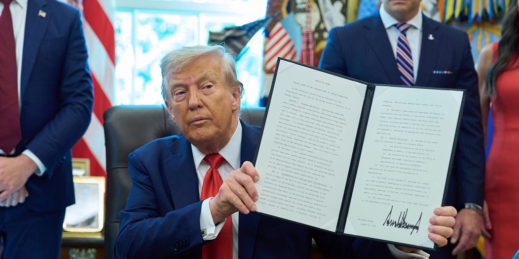 https://a57.foxnews.com/cf-images.us-east-1.prod.boltdns.net/v1/static/990505083001/6fb372a3-ba4a-464b-bc38-68ad93b337ed/72ef07d8-6c2e-43ae-b60d-90c373f691ff/1280x720/match/1024/512/image.jpg?pubId=694940094001?ve=1&tl=1