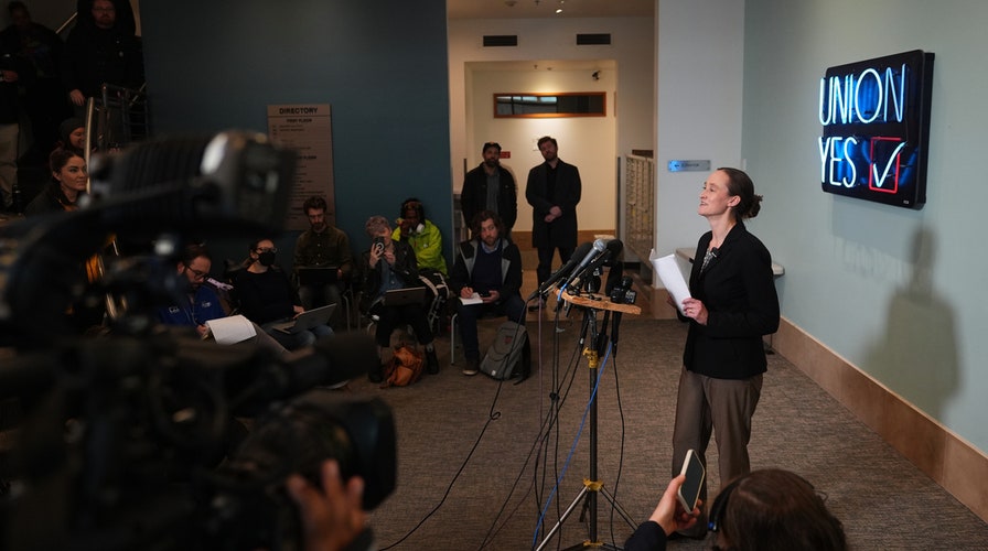 Jesse Watters Primetime - Friday, November 14