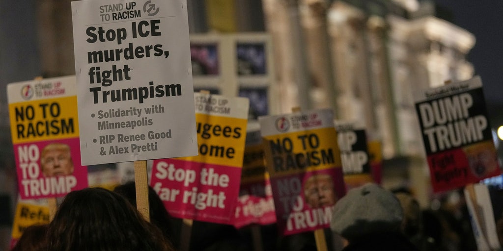 Fox News @ Night - Monday, January 26