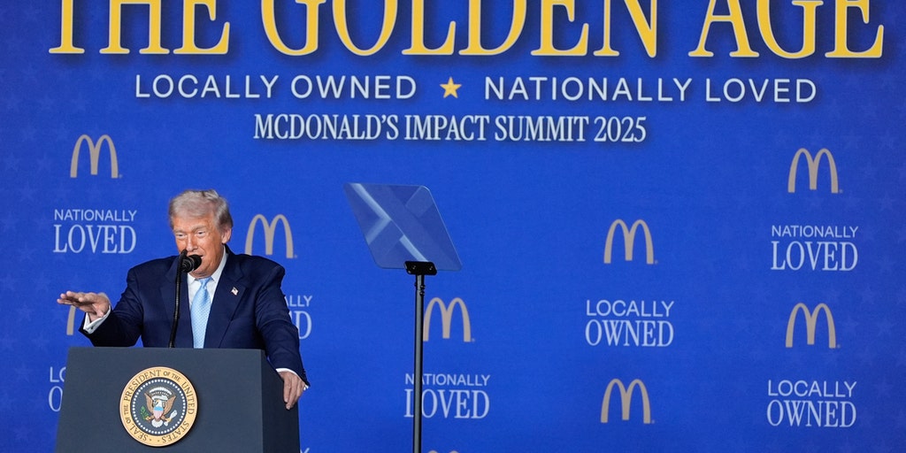 Jesse Watters Primetime - Monday, November 17