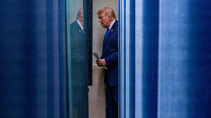 Jesse Watters Primetime - Friday, February 20