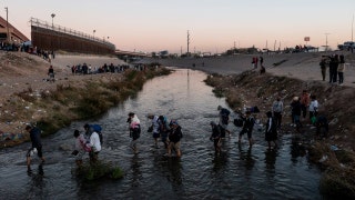 Tucker Carlson Tonight - Monday, December 19 - Fox News