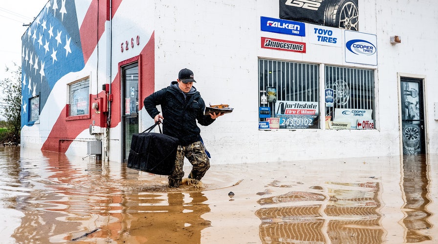 Fox News @ Night - Tuesday, December 23