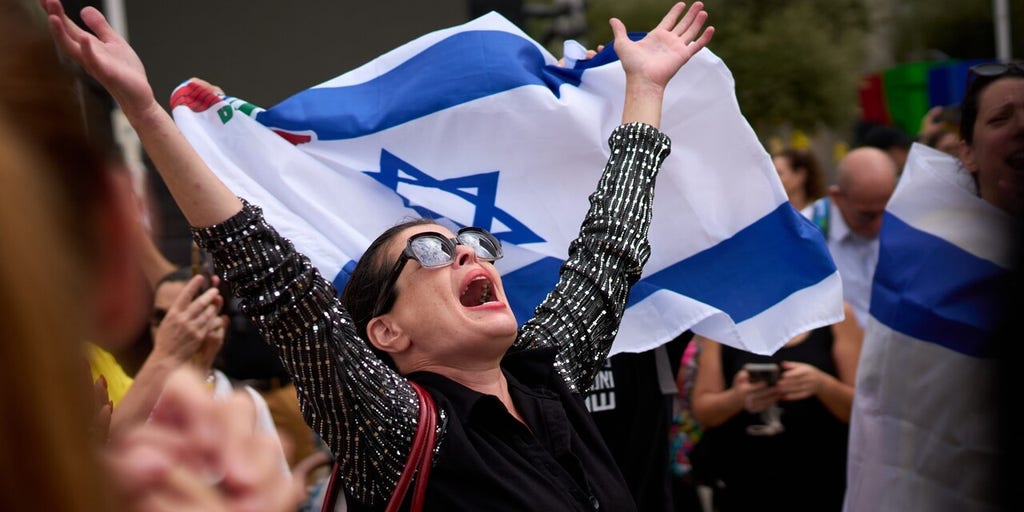 https://a57.foxnews.com/cf-images.us-east-1.prod.boltdns.net/v1/static/990505083001/d4f50381-00dc-45d4-82fe-66d716f7e288/a249cd84-6695-4502-aa30-06ef0901f517/1280x720/match/1024/512/image.jpg?pubId=694940094001?ve=1&tl=1
