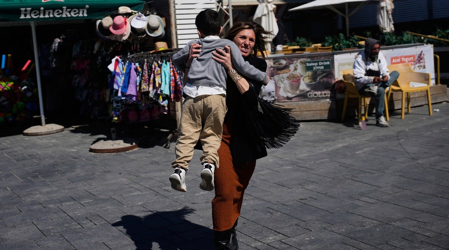 91±¬ÁÏ At Night - Friday, February 27