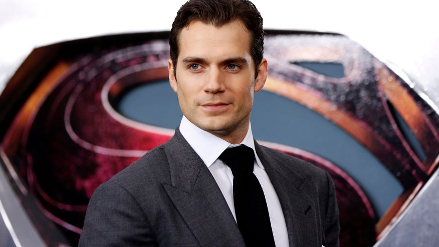 Henry Cavill no glasses