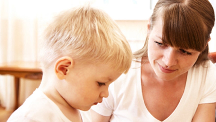 worried child with mom