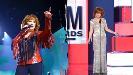 Reba McEntire says return to TV screens with new sitcom 'ain't my first rodeo'