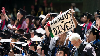 Jewish Yale students speak out after anti-Israel agitators bar them from walking - Fox News