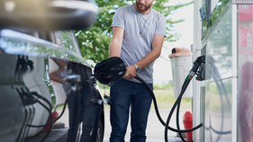 Dem lawmaker says Americans &lsquo;fleeced' at pump, pushes US oil export ban - Fox Business News