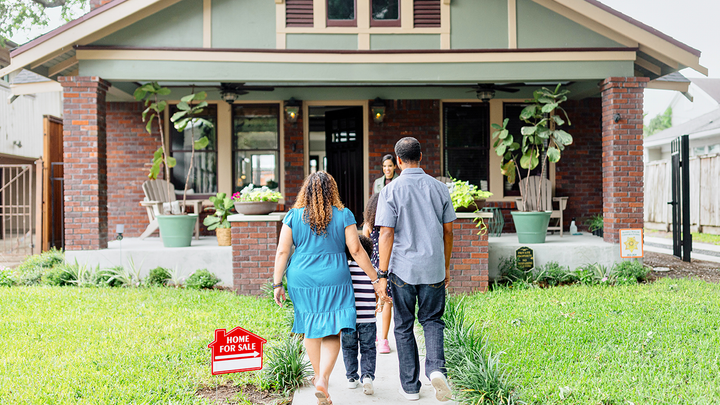 Income needed to afford a median-priced American home has nearly doubled, report finds - Fox Business News