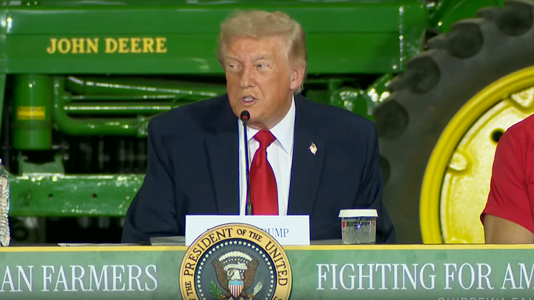 WATCH LIVE: President Trump touts 'great job numbers' at agriculture roundtable - Fox Business News