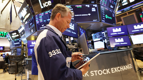 Expert breaks down market swings as trading boom surges for big banks - Fox Business News