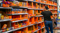 Halloween candy prices surge as Americans prepare to spend $4.1 billion - Fox Business News