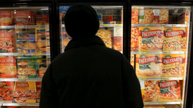 Decades-old frozen pizza brand ends production as fans mourn favorite - Fox Business News