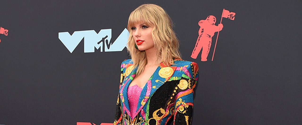 WH officials respond after Taylor Swift calls them out at VMAs, pushes Equality Act petition