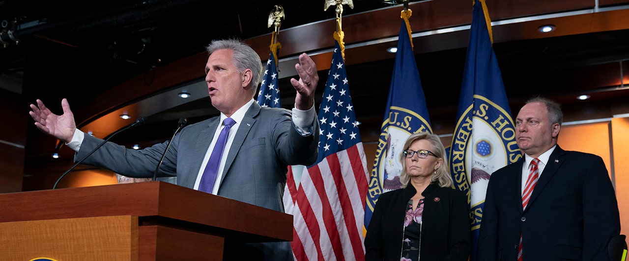 McCarthy calls on Pelosi to suspend Trump impeachment inquiry, accuses her of 'recklessness'