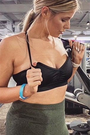 Woman BOOTED from gym for outfit