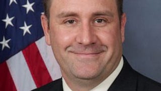 Officer, who FBI believes likely shot Breonna Taylor, raises funds to retire early after doxing, death threats