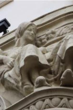 SEE IT: Botched statue restoration goes viral