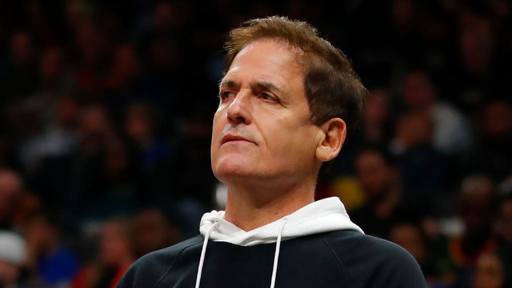 Mavericks will no longer play national anthem at home games
