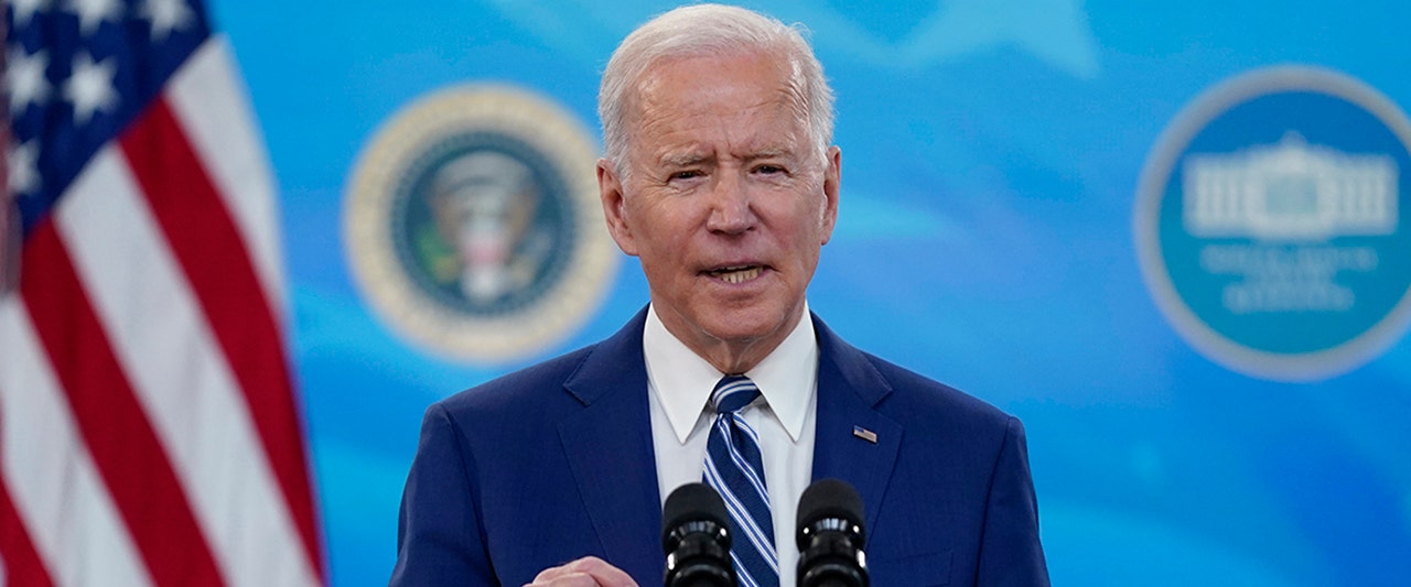 Mixed COVID messages sent as Biden touts vaccine progress, CDC director warns of 'impending doom'