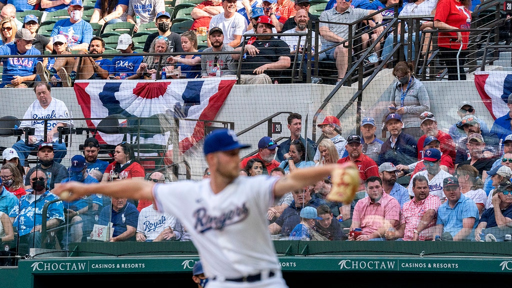 pitcher in front of crowd