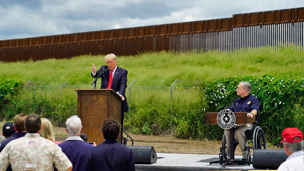 Trump issues warning as he tours US-Mexico border with Tx. gov, slams Biden