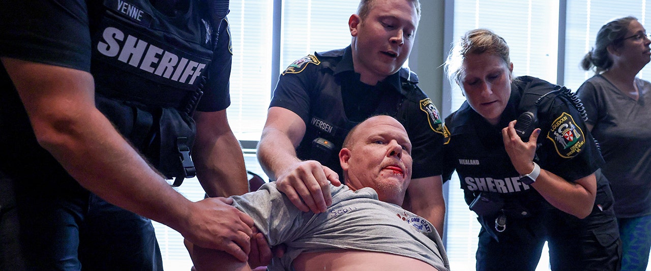 School board meeting erupts, at least 2 arrests, critic lashes out at 'followers of Jesus,&rsquo; parents silenced