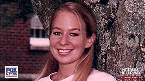 Natalee Holloway mysteriously vanished without a trace during a trip to Aruba sparking a worldwide media frenzy.  Nancy Grace takes us back to the days leading up to the disappearance.