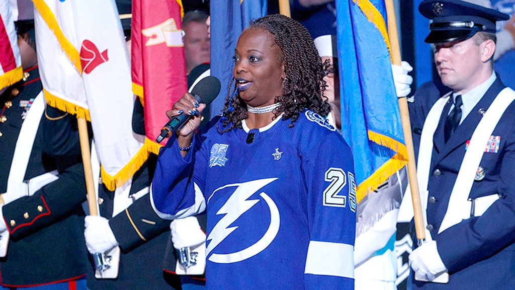 Lightning’s anthem singer hospitalized with COVID despite vaccine