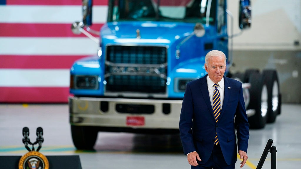 White House struggles to defend Biden claim he 'used to drive an 18-wheeler'