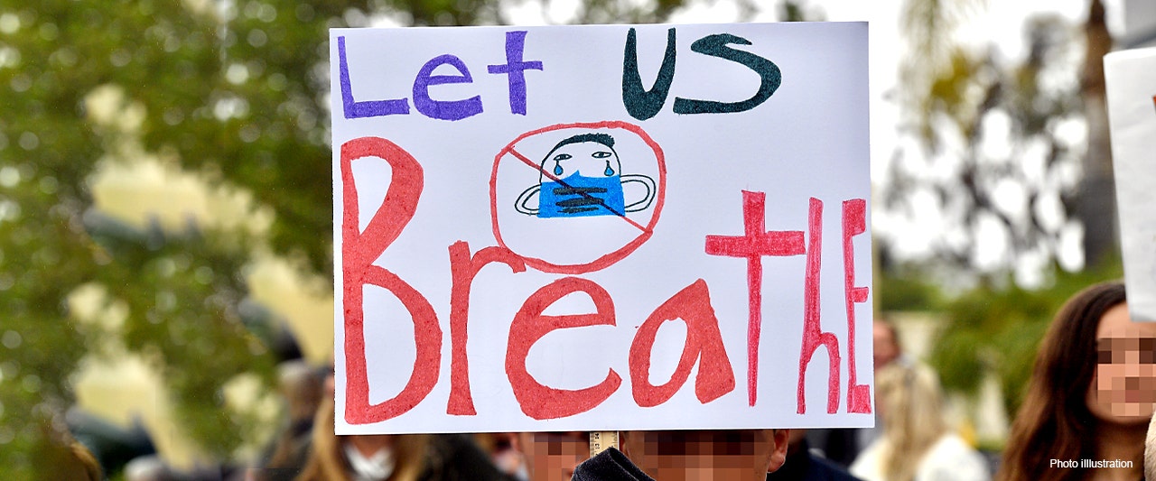 CDC recommends masks only for unvaccinated kids, ages 2 and up, who are returning to school in fall CDC recommends masks only for unvaccinated kids, ages 2 and up, who are returning to school in fall