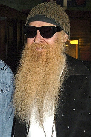 ZZ Top performs WITHOUT Dusty