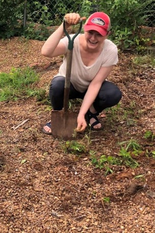 Teacher opens OUTDOOR classroom