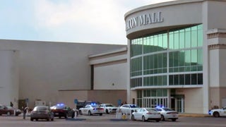 georgia mall shooting -mall exterior