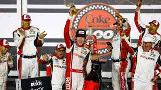 NASCAR: Blaney avoids last-lap wreck to win regular season finale at Daytona