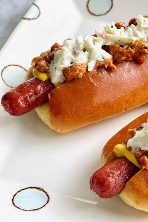 Easy GAME DAY chili dog recipe