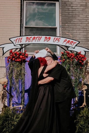 Couples have SPOOKY weddings