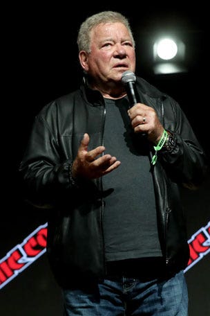 Shatner CLAPS back at body-shaming comments