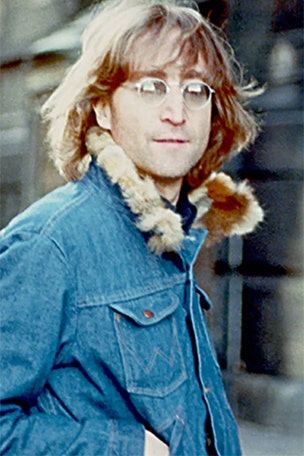 Lennon HONORED by fellow Beatle