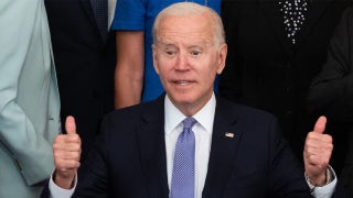 استطلاع وطني يكشف عن تحول الزخم في شعبية بايدن