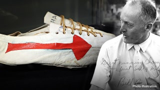 تعرف على الأمريكي الذي صمم الحذاء الرياضي الحديث وشارك في تأسيس Nike: مدرب مضمار أوريغون بيل باورمان