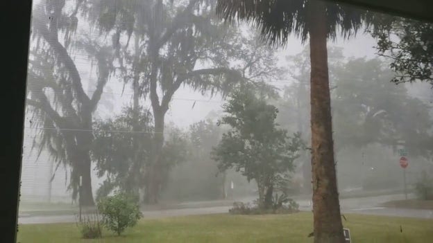 Heavy rain soaks Ocala as tornado-warned storms hit Florida