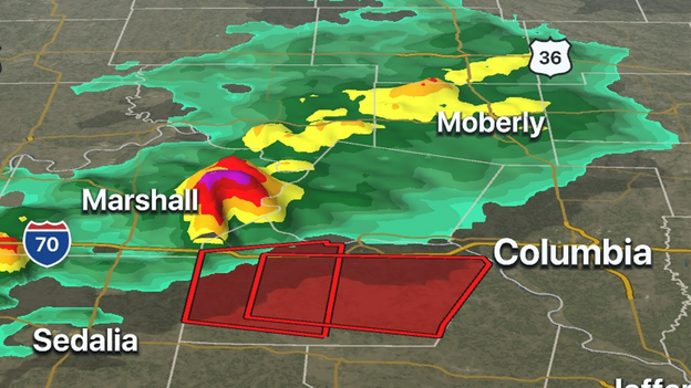 FOX Weather 3D Radar tracking supercell through Missouri