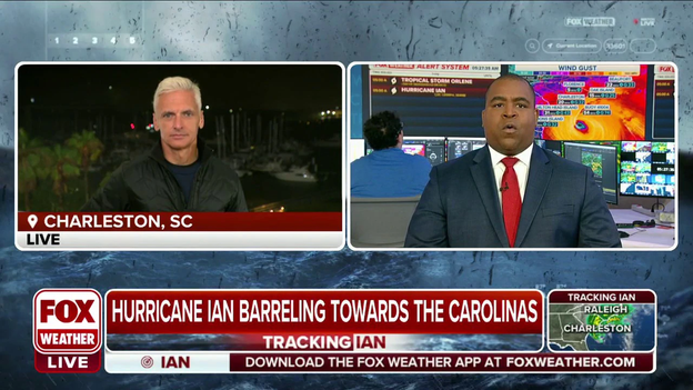 Effects of Hurricane Ian being felt in Charleston, South Carolina