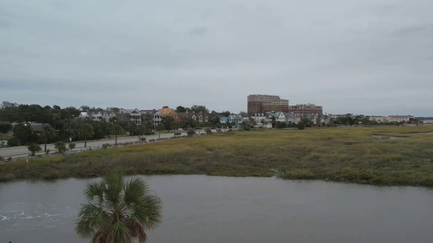 FOX Flight Team drone video shows calm before the storm in Charleston, South Carolina